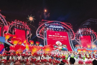 Lễ hội Hoa Phượng Đỏ 2025: Dấu ấn tháng Năm