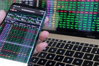 Dự báo triển vọng cổ phiếu “vua” nửa cuối năm 2025