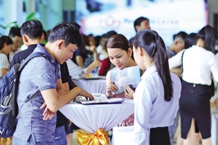 Doanh nghiệp địa ốc chạy đua tung chính sách bán hàng ưu đãi