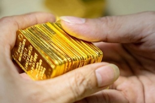 Bước tiếp theo sau khi bỏ độc quyền vàng là lập sàn vàng?