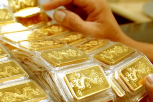 Nhà đầu tư vẫn phòng thủ vào vàng Nhà đầu tư vẫn phòng thủ vào vàng