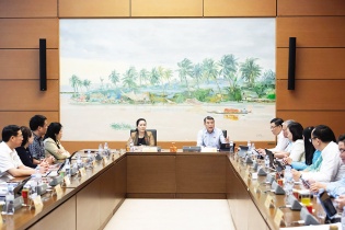 Không đánh đổi ổn định vĩ mô lấy tăng trưởng