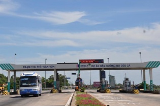 Thu phí tự động không dừng trên QL1 và đường Hồ Chí Minh