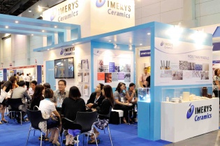 Doanh nghiệp Việt “chen chân” tại Triển lãm Gốm sứ ASEAN 2015
