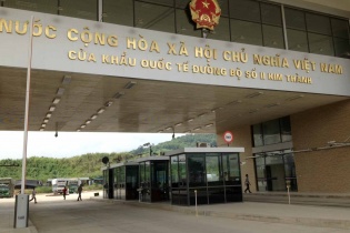Kéo dài thời gian thông quan thủy sản qua Cửa khẩu Kim Thành (Lào Cai)