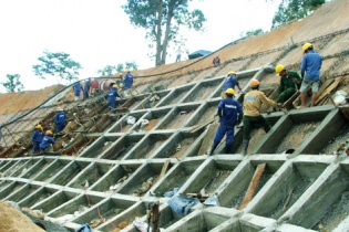 Trình Quốc hội kế hoạch đầu tư công trung hạn vào tháng 10/2016