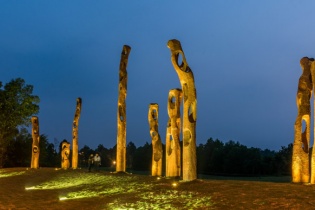 "Art In The Forest" - Bức tranh đa sắc giữa thiên nhiên