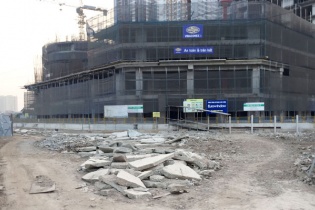 Vì sao dự án của Sunshine Group tạm dừng thi công?