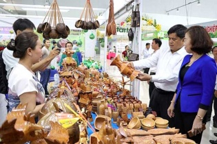 Khai mạc Hội chợ sản phẩm OCOP và đặc sản tỉnh Bến Tre