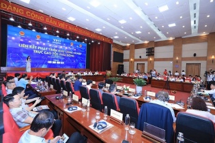 Đẩy mạnh liên kết tạo động lực phát triển khu công nghiệp trục cao tốc phía Đông