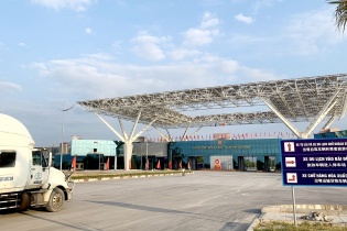 Quảng Ninh thí điểm quản lý xe du lịch tự lái qua Cửa khẩu Móng Cái