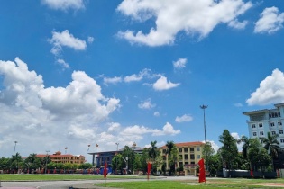 Hưng Yên thông qua quy định về hỗ trợ người nghỉ trước tuổi khi sắp xếp bộ máy
