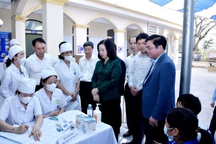 Hải Phòng theo dõi chặt chẽ diễn biến dịch sởi, triển khai chiến dịch tiêm chủng