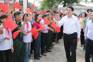 Chủ tịch nước Lương Cường: Cần tiếp tục nâng cao chất lượng đội ngũ cán bộ, nhất là cấp cơ sở