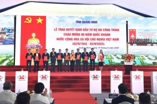 Quảng Ninh trao quyết định đầu tư cho 22 dự án vốn hơn 110.800 tỷ đồng
