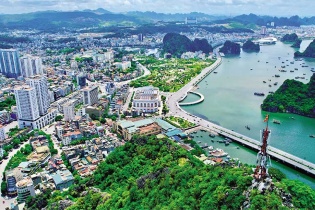 Phát triển Quảng Ninh trở thành trung tâm kinh tế biển hiện đại, mang tầm quốc tế