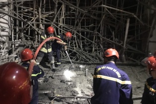 Đà Nẵng: Sập giàn giáo công trình, 5 người thương vong