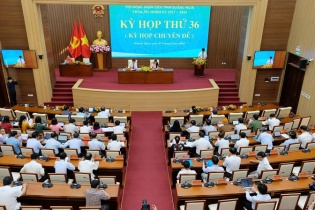 Quảng Ngãi thông qua 14 nghị quyết gỡ khó khăn, vướng mắc cấp bách