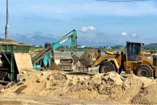 Quảng Ngãi: Không để vì thiếu vật liệu ảnh hưởng tiến độ các dự án Quảng Ngãi: Không để vì thiếu vật liệu ảnh hưởng tiến độ các dự án