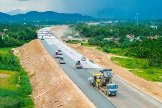 Quảng Ngãi: Tháo gỡ vướng mắc trên cao tốc Quảng Ngãi - Hoài Nhơn Quảng Ngãi: Tháo gỡ vướng mắc trên cao tốc Quảng Ngãi - Hoài Nhơn