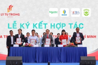 Schneider Electric Việt Nam hỗ trợ đào tạo nhân lực ngành điện và tự động hóa xanh