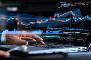 An ninh mạng trước thềm năm mới: 5 bước bảo vệ doanh nghiệp trong suốt mùa lễ Tết