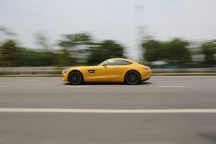 Trải nghiệm khả năng chuyển làn bất ngờ với 18 xe Mercedes-Benz mới nhất 