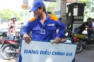 Bộ Tài chính: Thuế bảo vệ môi trường không làm tăng giá xăng 