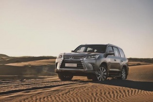 Lexus LX 570 tới tay khách hàng từ tháng 11