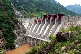 Thuỷ điện Huội Quảng sẽ phát điện vào cuối tháng 12/2015