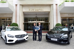 Chiều khách sang, Rex Hotel tăng lượng xe E-Class  