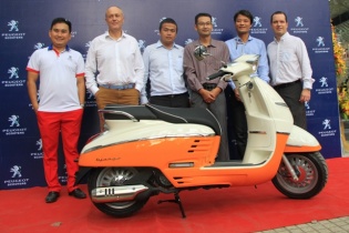 Hãng xe máy Pháp Peugeot Scooters bắt đầu bán hàng 