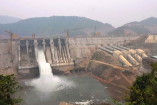 Hòa thành công tổ máy 1 thủy điện Trung Sơn vào lưới điện quốc gia