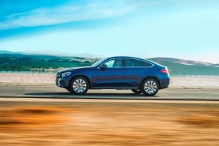 Mercedes-Benz sắp đem gần 40 xe trị giá 150 tỷ đồng phơi mưa, phơi nắng tại Hà Nội