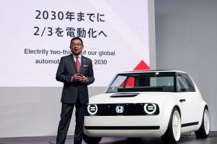 CEO Honda toàn cầu Takahiro Hachigo:  Xe xanh là tất yếu nhưng đầy thách thức 