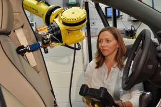 Chọn xế có ghế "xịn" để hưởng sự thoải mái khi ô tô lâm cảnh tắc đường