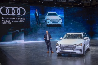 Xe điện Audi e-tron được bán tại ASEAN từ năm 2019 