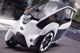 Toyota Việt Nam mang i-ROAD tới VMS 2018 