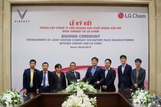 VinFast và LG Chem hợp tác sản xuất pin cho xe điện 