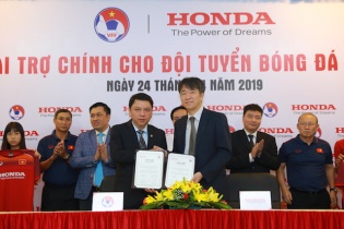 Honda Việt Nam là nhà tài trợ chính cho các Đội tuyển Bóng đá Quốc gia Việt Nam