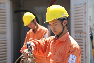 EVN NPC có 169 khách hàng lắp đặt điện mặt trời áp mái nhà để phát lên lưới