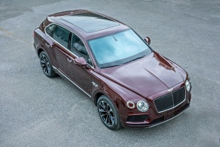 Siêu phẩm Bentley Bentayga V8 cá nhân hóa cho khách hàng Việt có gì đặc biệt?