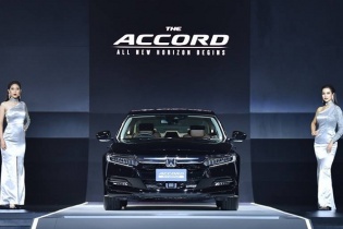 Honda Accord thế hệ thứ 10 bắt đầu nhận đặt hàng 