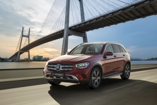 Mercedes-Benz ra mắt 2 phiên bản mới của GLC 