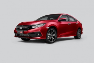 Honda Civic RS bổ sung thêm màu mới 