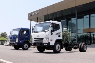 Xe tải cỡ trung Mighty EX8 GT chào thị trường với giá 695 triệu đồng 