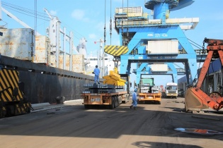 Hòa Phát tấn công mạnh các "đối thủ" ở thị trường phía Nam 