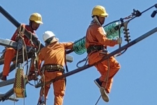 Tăng trưởng điện 5 tháng chỉ là 1,9%