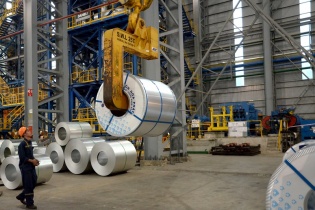 Tôn Hòa Phát xuất đơn hàng  đầu tiên đi Thái Lan