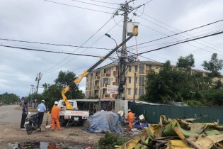 EVN khẩn trương khôi phục cấp điện sau bão số 5